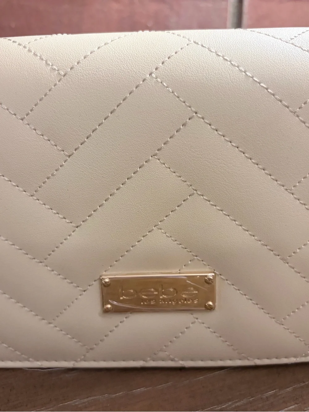 Bebe NWT Sophia Small Quilted Crossbody Bag Creme Gold Chain Purse